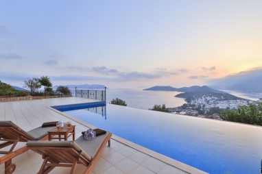 Penthouse The Grand Apart